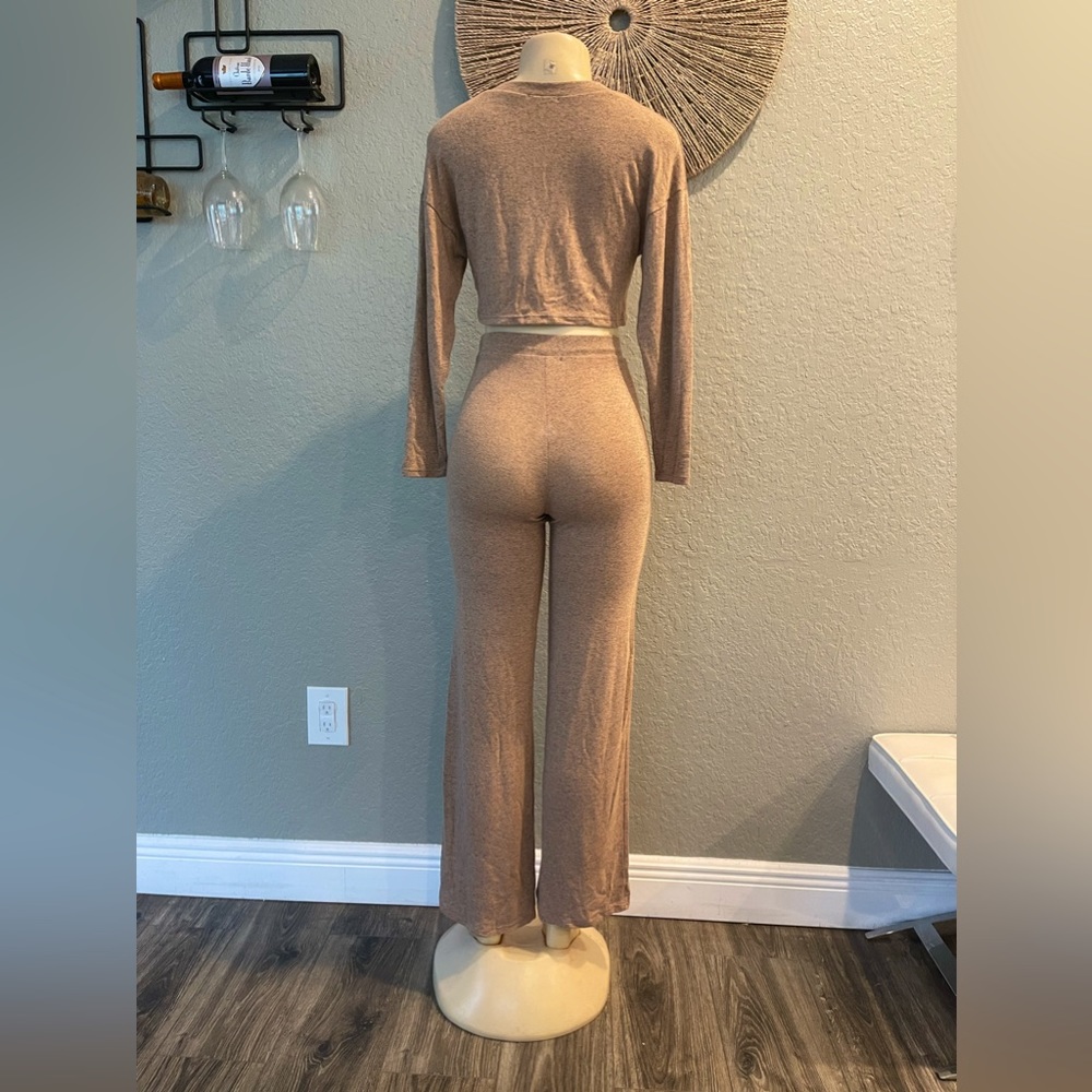 Pants Set - Picture 4 of 7